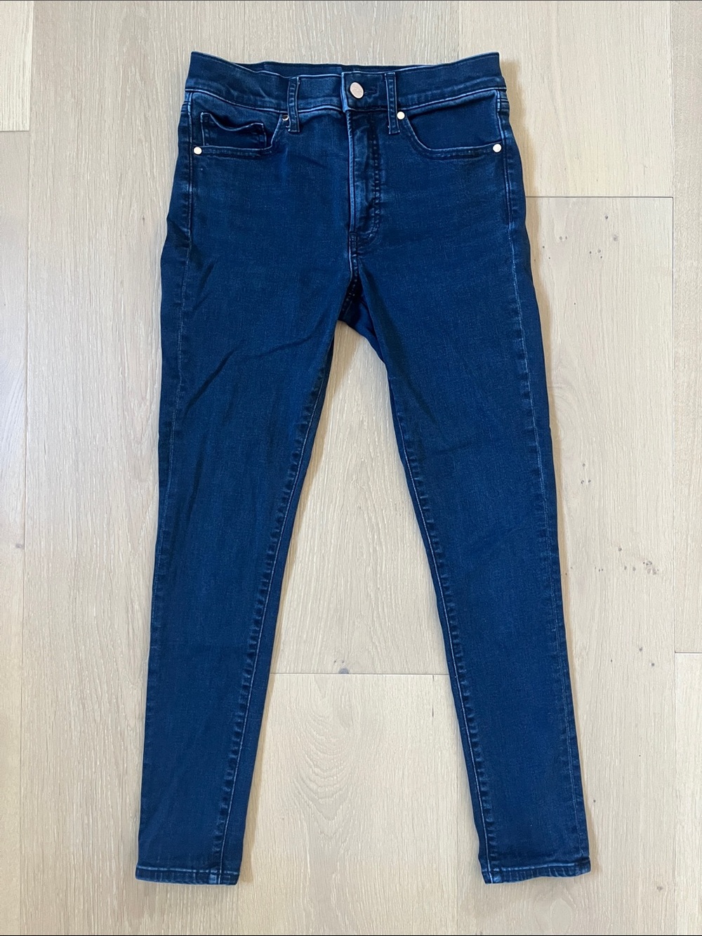 Express Skinny Mid-rise Dark Denim Jeans in Women's Size 4 Regular